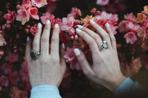 What is a Nail Cleaning Brush and How to Choose one